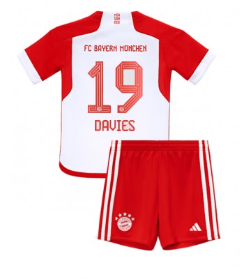 Bayern Munich Alphonso Davies #19 Hjemmebanesæt Børn 2023-24 Kort ærmer (+ korte bukser)